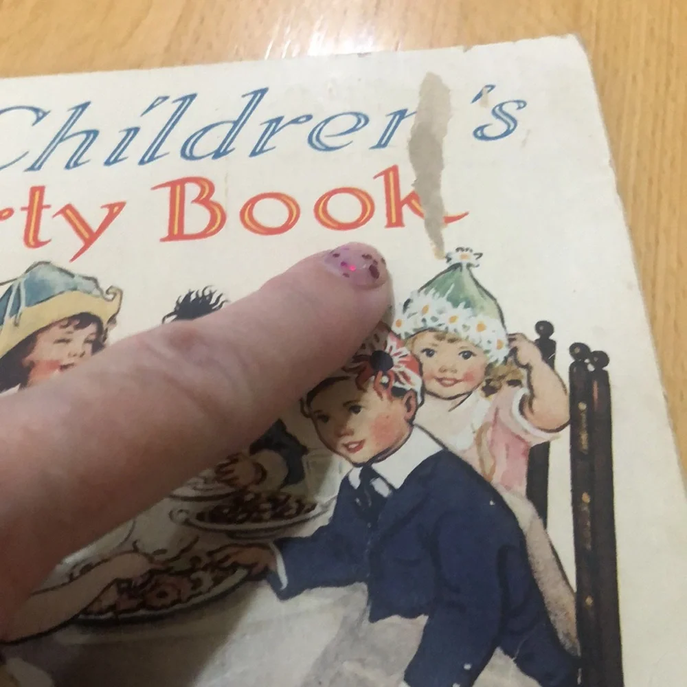 Antique (1923) The Children's Party Book w/ Frances Tipton Hunter Illust…